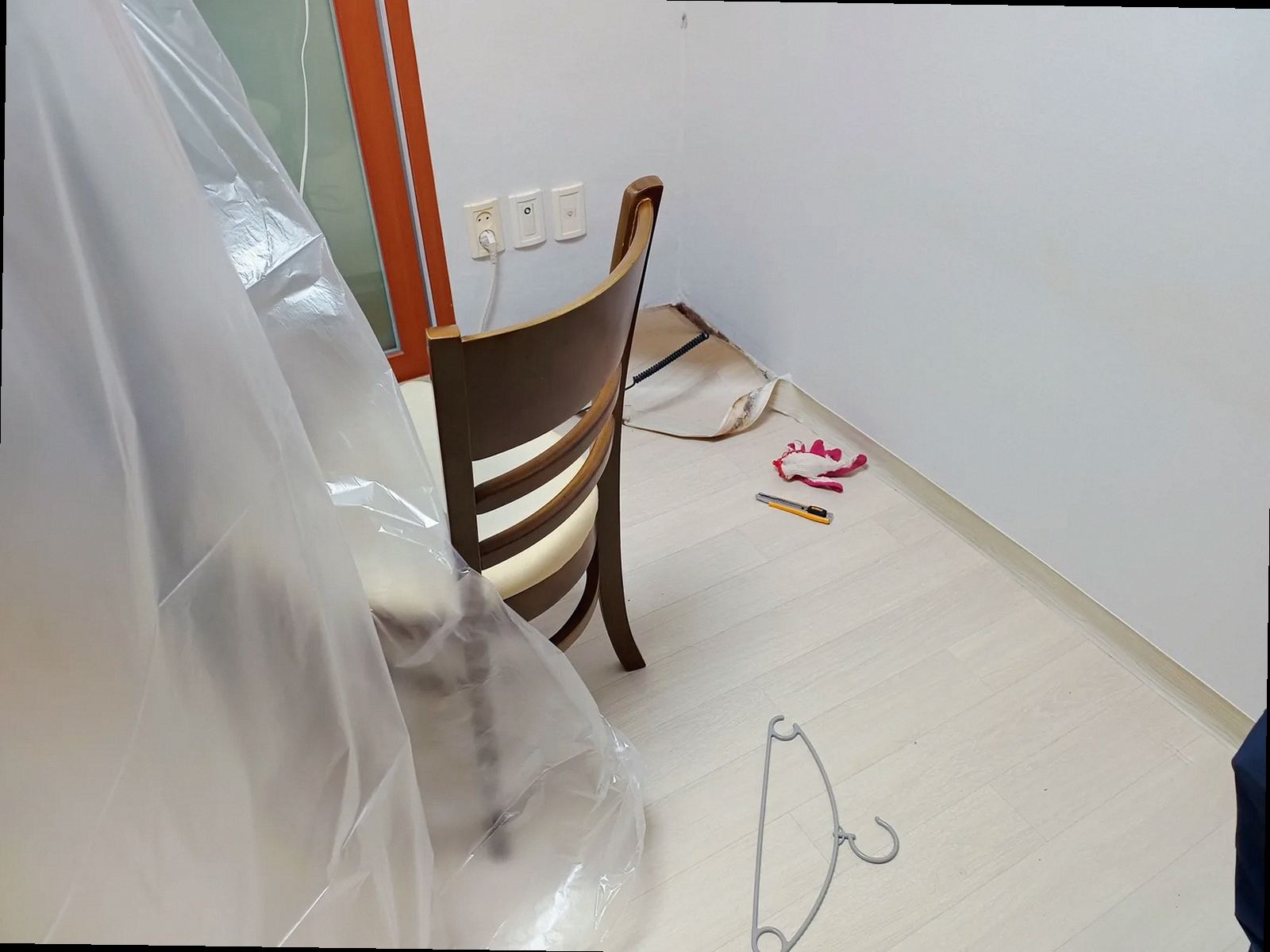 천안시 서북구 불당2동 누수탐지 안방 누수흔적으로 확인한 실제 누수탐지 사례