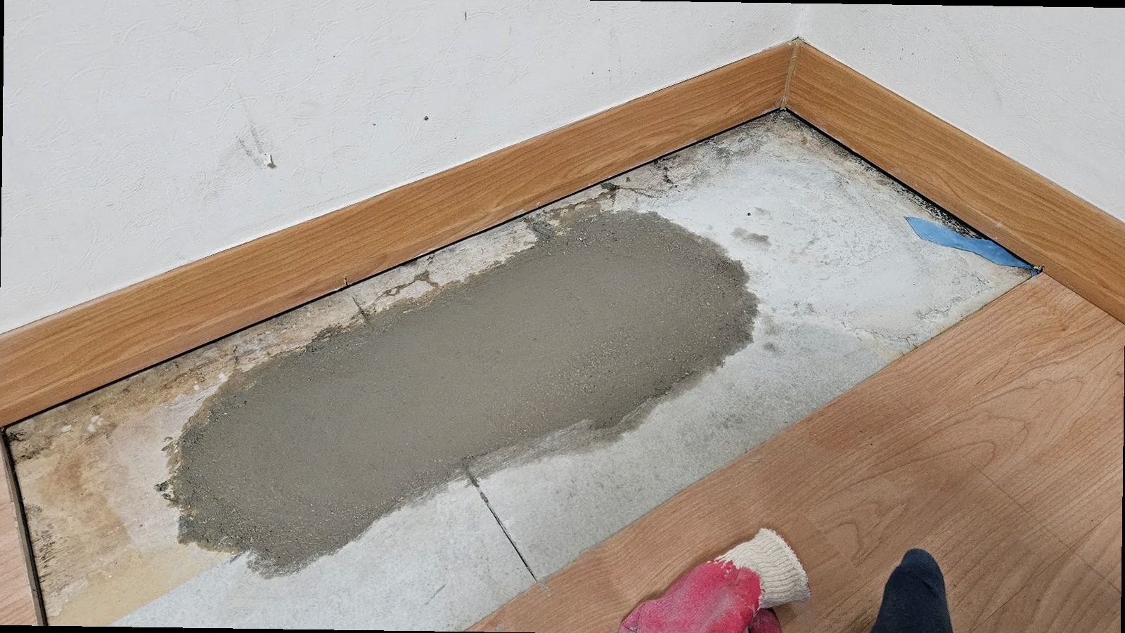 천안시 서북구 부성1동 아랫집거실누수 누수탐지 현장 이미지